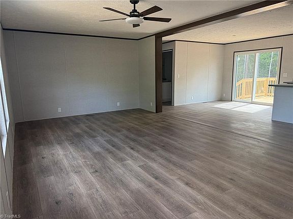 4th image of 2684 Sowers Rd