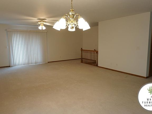 4th image of 1419 Vintage Hill Dr