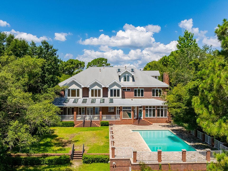 1st image of 35 Poquito Rd