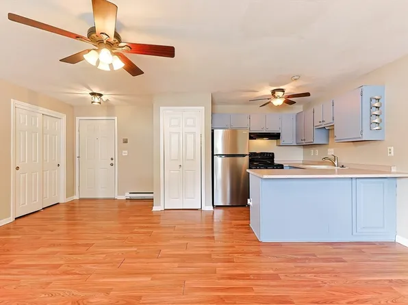 212 Fisher St APT A13, North Attleboro, MA 02760