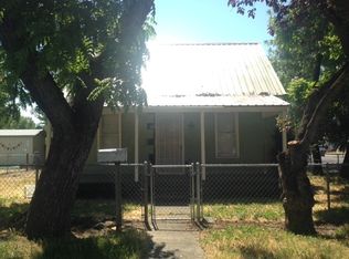 412 Oak St, Central Point, OR 97502