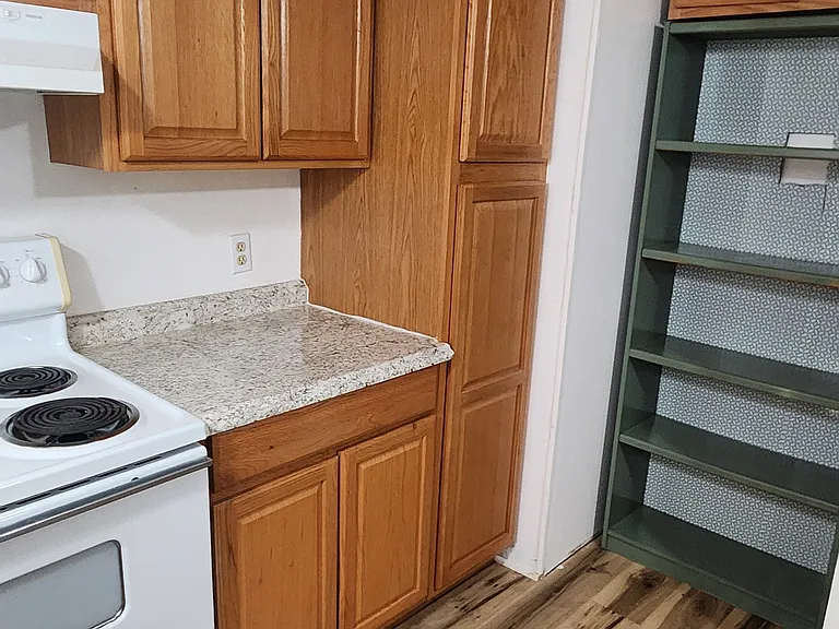 106 Tidewater Dr — Photo 4