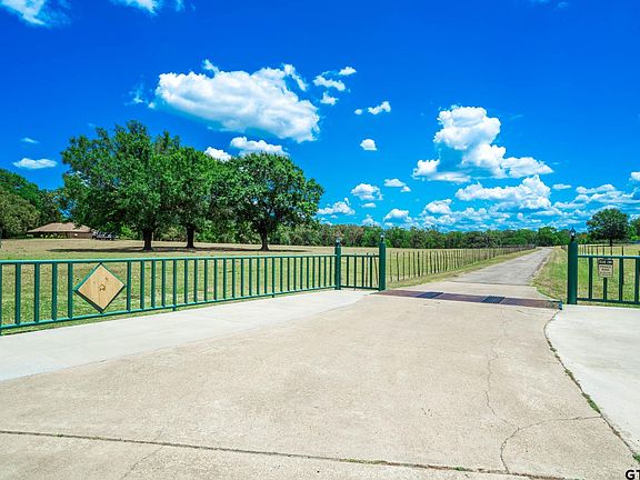 3rd image of 116 County Road 4842