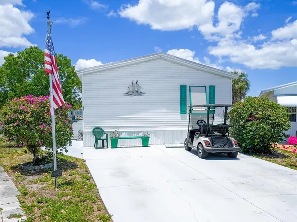 48 Queen Of Waters St, Lake Wales, FL 33898