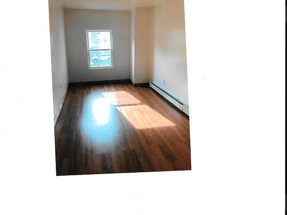 can be use at dinner or living room/ puede usarse como sala 