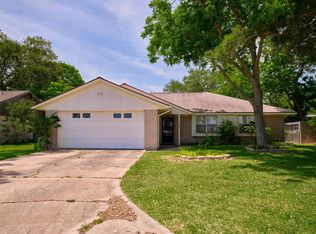 1426 Mahlmann St, Rosenberg, TX 77471