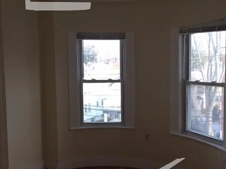 114 Murdock St #3C — Photo 4
