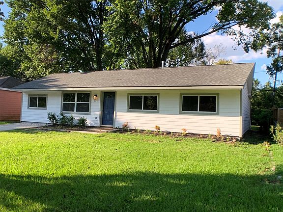 5th image of 919 Valerie Ave
