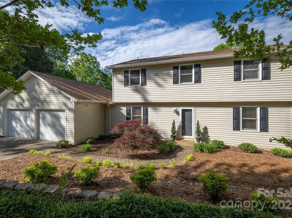 2894 Brookridge Dr, Valdese, NC 28690