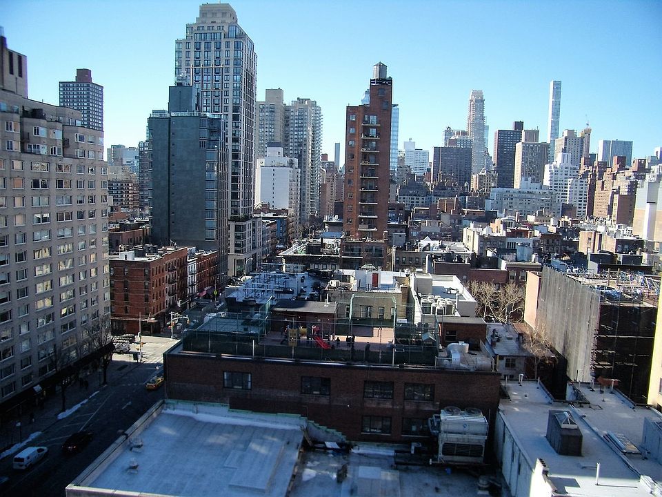 1st image of 1523 2nd Ave #12A