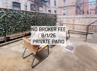 58 N Margin St APT 1B, Boston, MA 02113