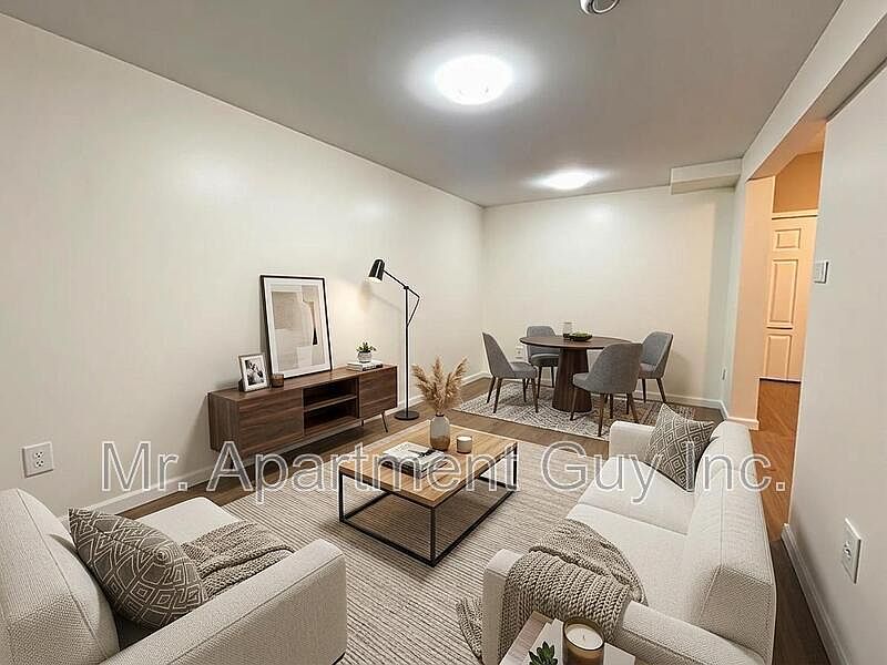 1st image of 28 Foxacre Row #2