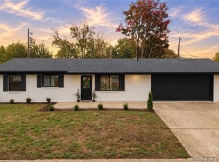647 Spicewood Drive, Clarksville, IN 47129