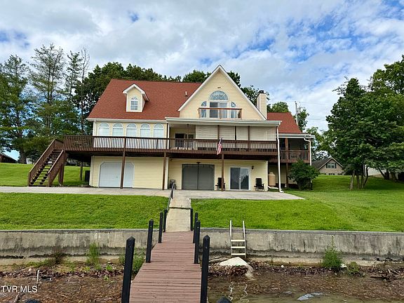 2nd image of 877 Summer Sound Rd