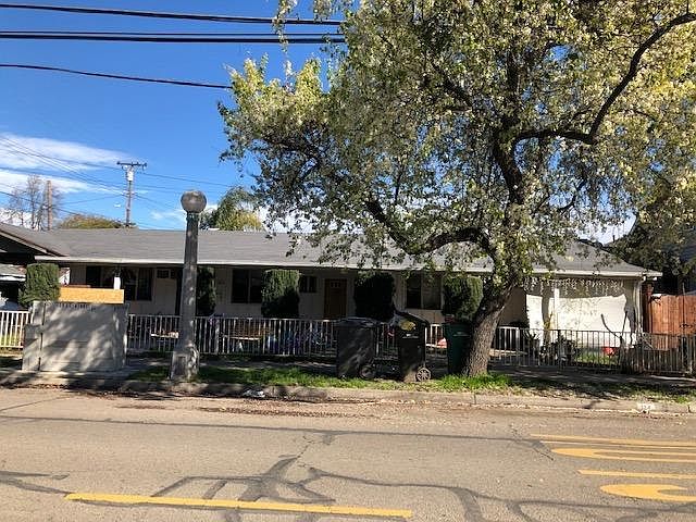 1st image of 122 S Central Ave
