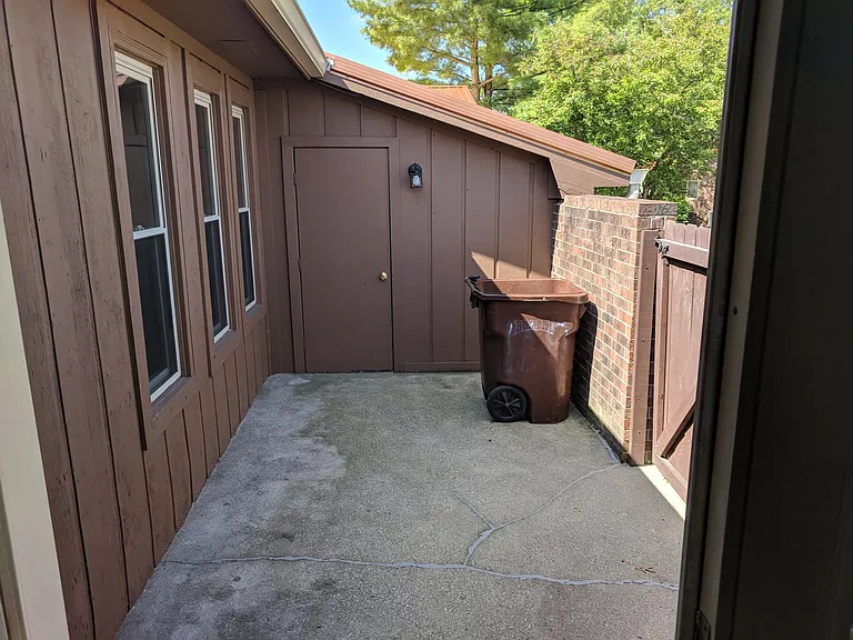 160 Los Ranchos Dr — Photo 14