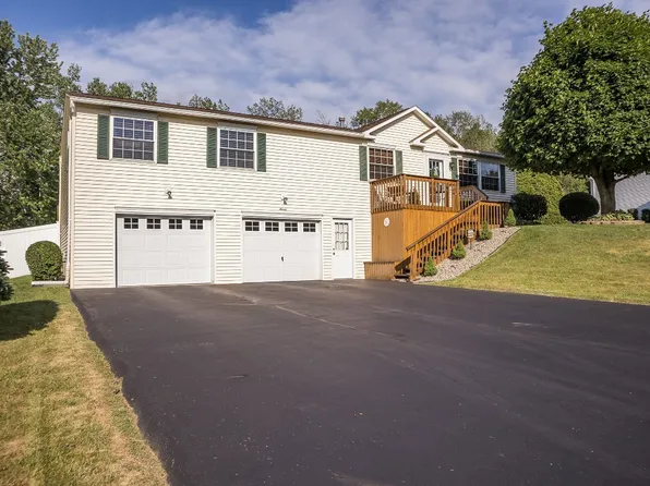 7 Lori Dr, Apalachin, NY 13732