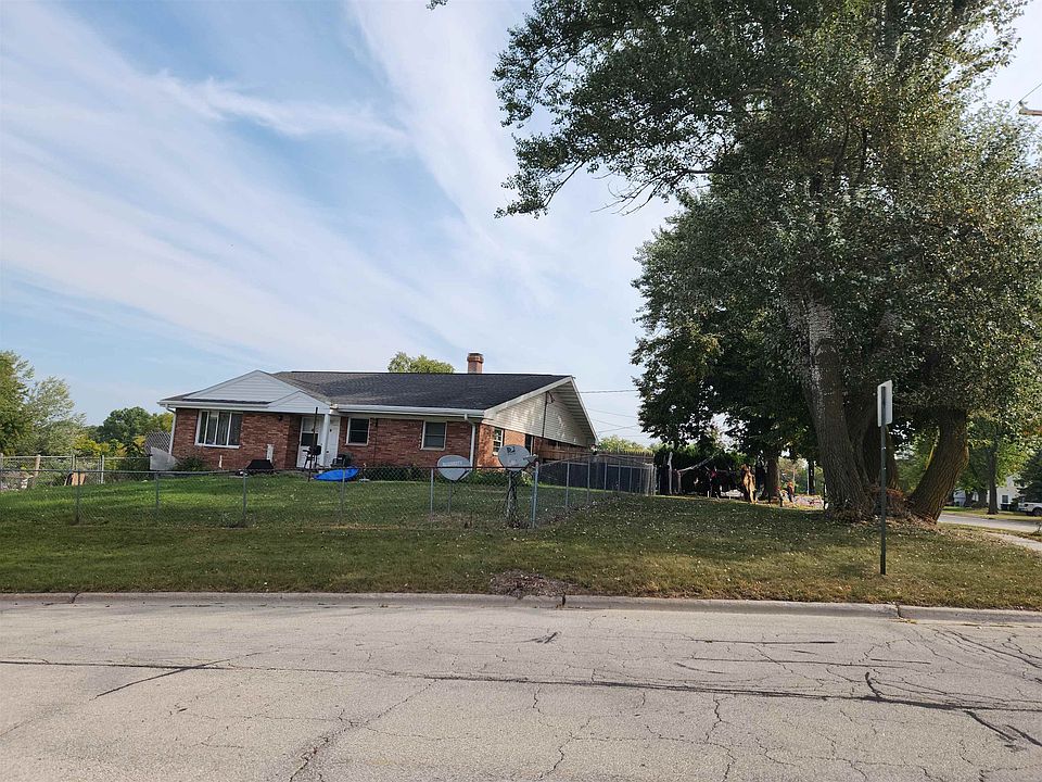 1st image of 634 Laverne Dr
