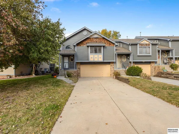 3312 Comstock Ave, Bellevue, NE 68123