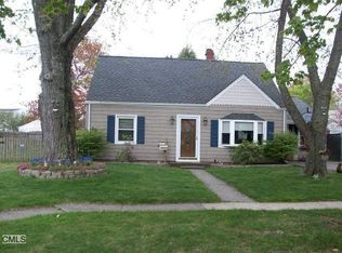 97 Albright Ave, Stratford, CT 06614