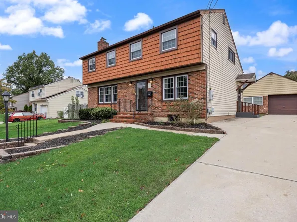 214 Lincoln Ave, Beverly, NJ 08010