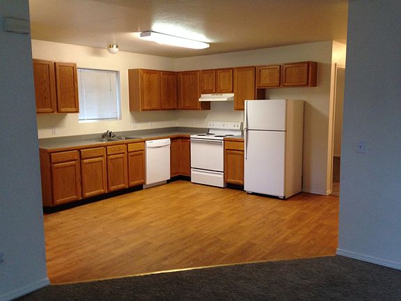 2nd image of 1017 Turner St #B