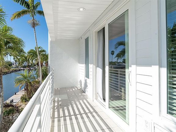 5th image of 8226 HARBORSIDE CIRCLE