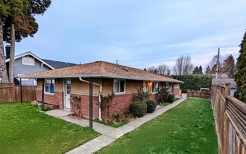 4017 Pacific Ave Photo 1