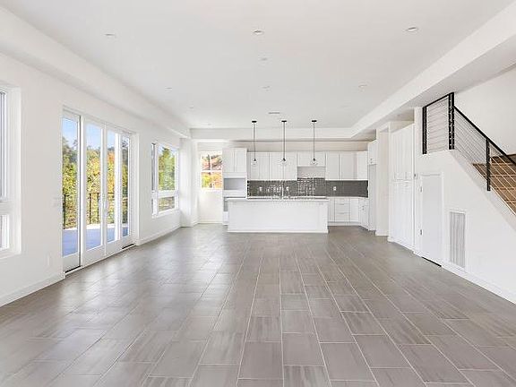 3rd image of 2608 N Corralitas Dr