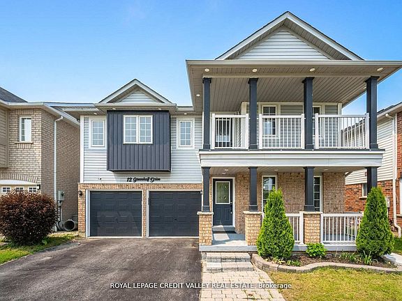 3rd image of 12 Greenhalf Dr