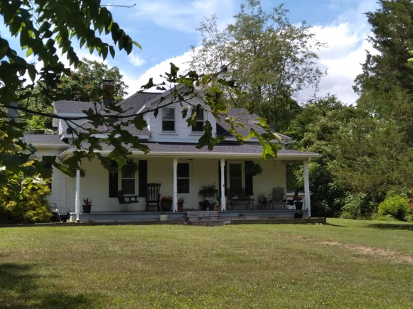 88 Patterson Ln, Lyndhurst, VA 22952