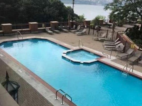 Outdoor Pool and Jetted Pool