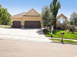 1018 Springwood Dr, North Salt Lake, UT 84054