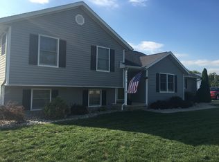 341 Walker Ave, Luckey, OH 43443