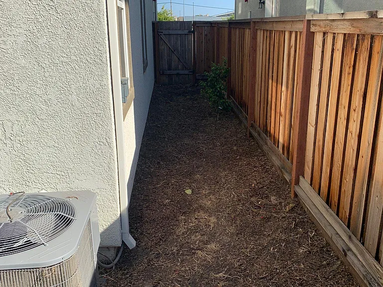 Side yard