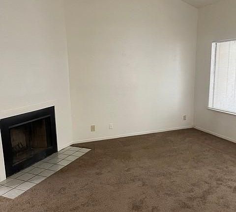 2nd image of 4866 N Vagedes Ave #103
