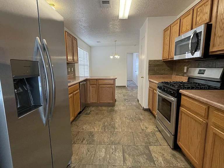 3119 El Caballero Dr SW — Photo 6