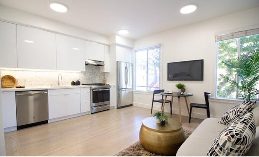 1st image of 4005 California St #7