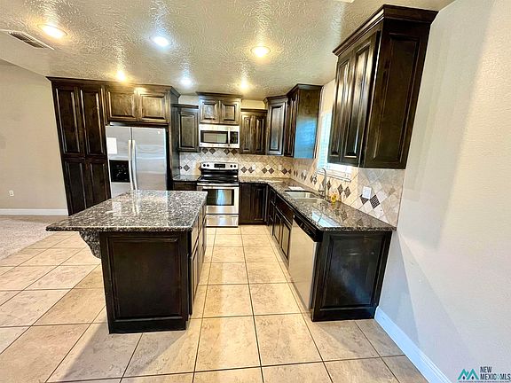 4th image of 512 Almond Tree Ln