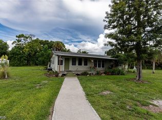 17841 Palm Creek Dr, North Fort Myers, FL 33917