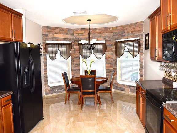 Eat in Kitchen