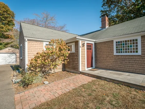 18 Hull St, Beverly, MA 01915