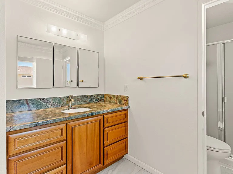 6923 Lassen St — Photo 19