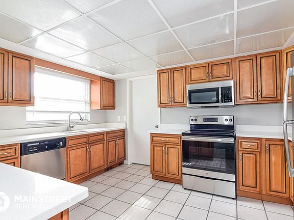 5th image of 607 Valle Vista Dr