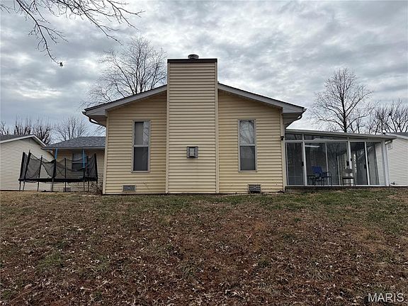 3rd image of 508 Dartmouth Dr