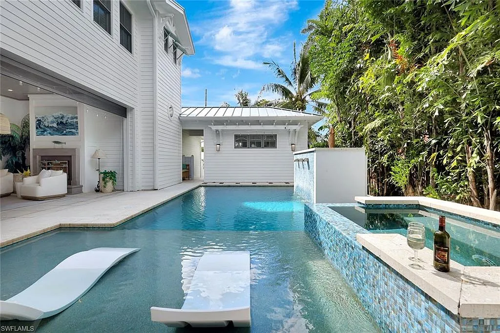 4 bed, 6.0 bath, 5283 sqft, $70,000 — Photo 2