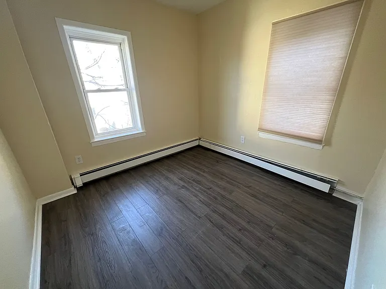 510 W Hanover St — Photo 7