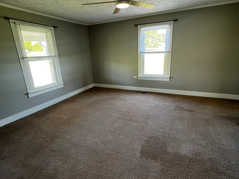 Beeswax Ln — Photo 3