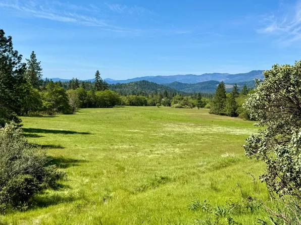 6798 Hugo Rd, Grants Pass, OR 97526