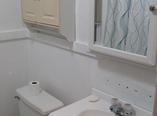 16 Gardners Ln, Ansonia, CT 06401